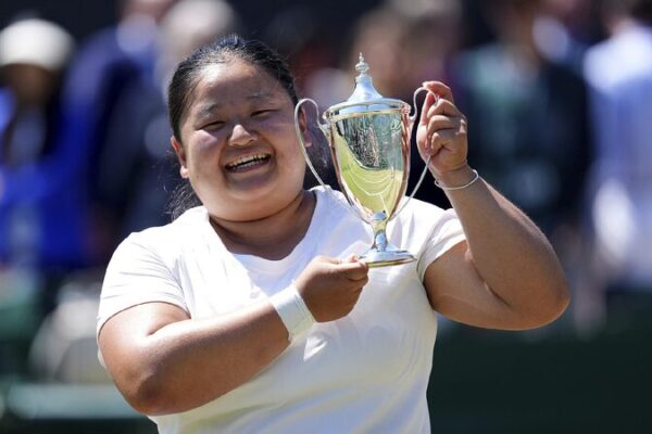 Wang Ziying Makes History with Wheelchair Singles Title at Wimbledon Wang Ziying wins women's singles wheelchair title at Wimbledon